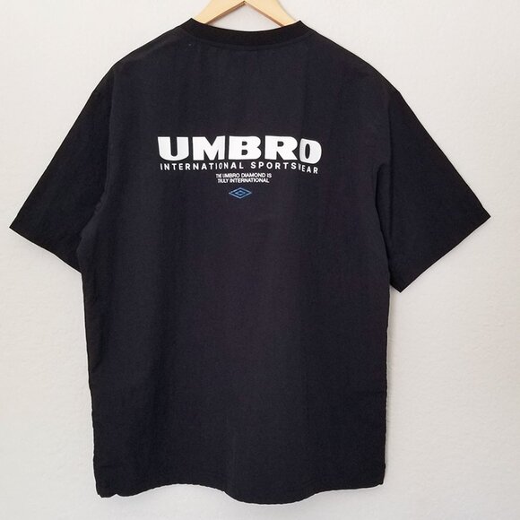 NEW Umbro Men's L Classic Short Sleeve Piste Nylon Top Black Athleisure Sporty - Picture 10 of 16